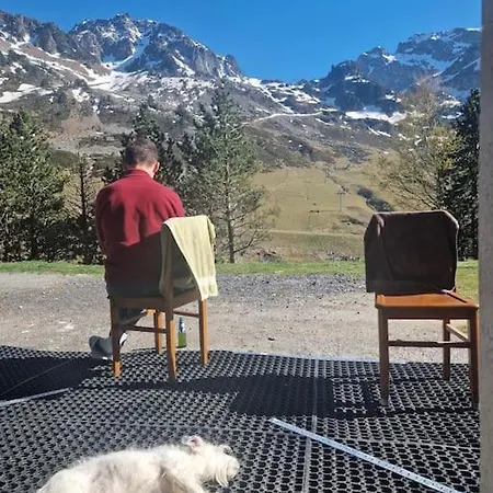 Au Pied Des Pistes, Avec Parking Couvert Et Vue Montagne Bagnères-de-Bigorre